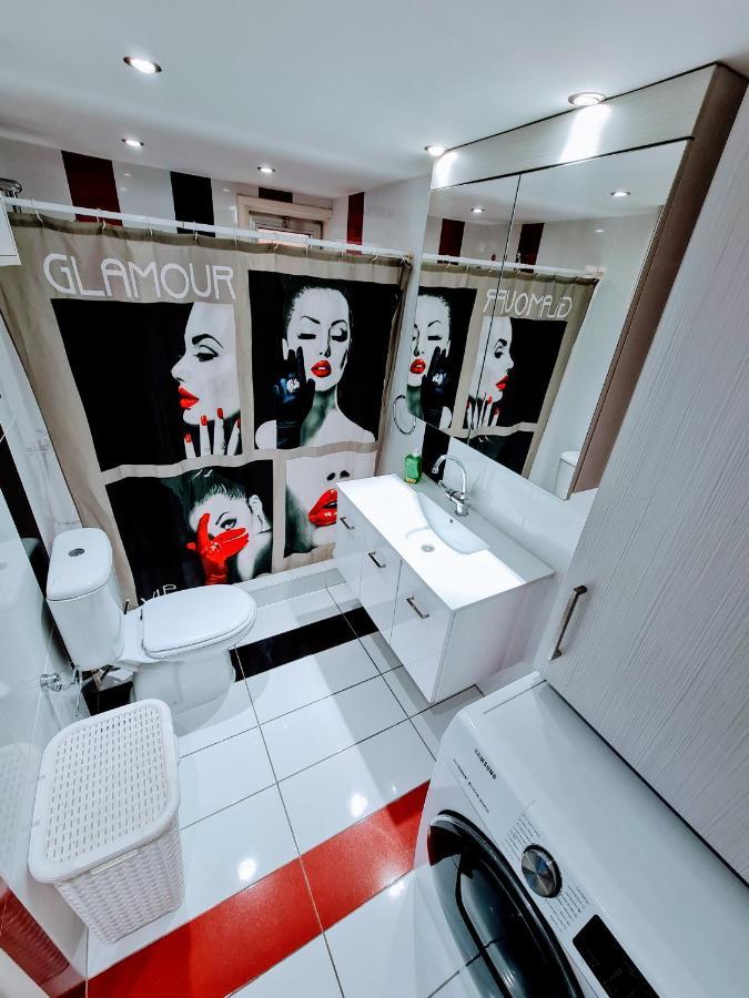 Hidden Lights Deluxe Apartment Ayia Napa Exteriér fotografie